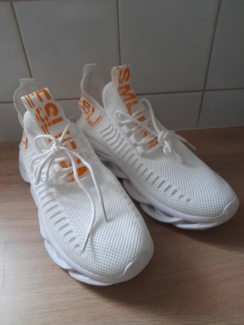 Baskets blanches