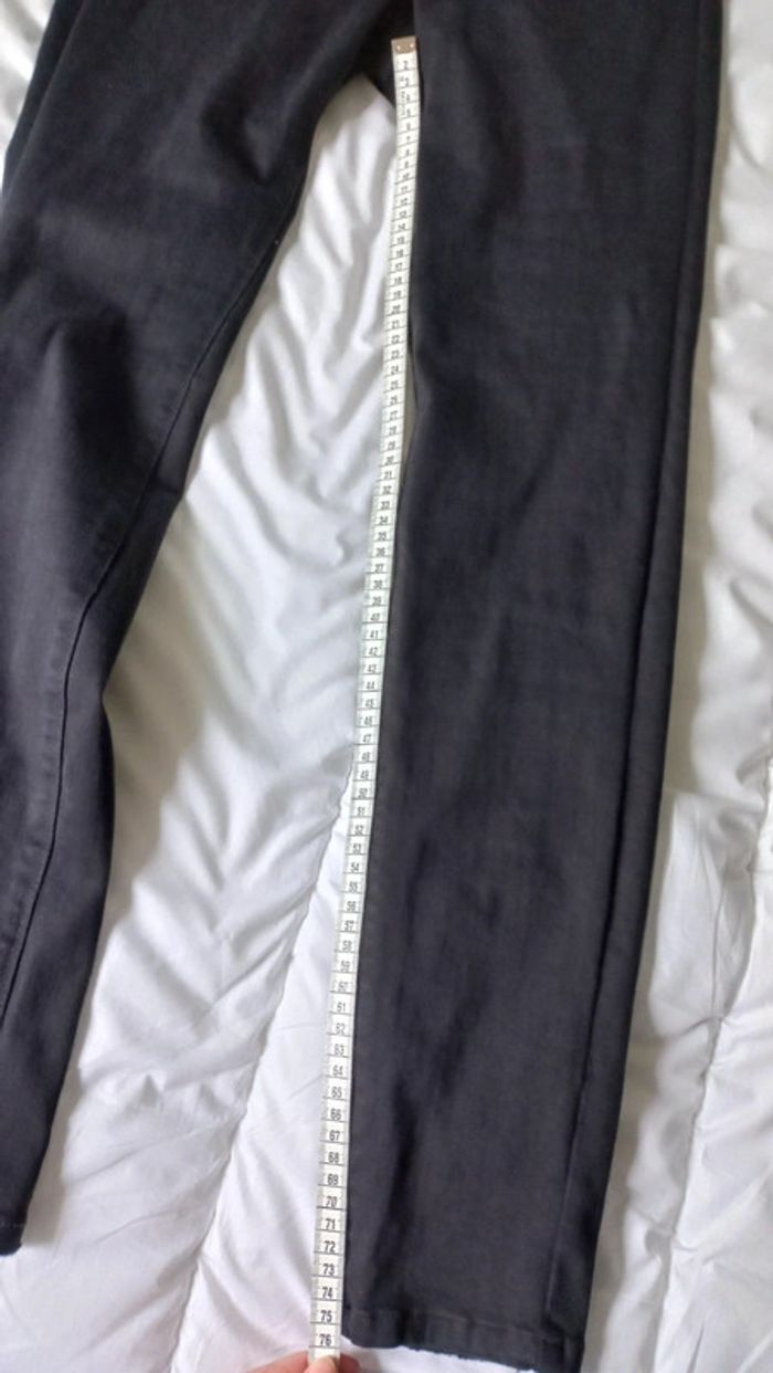 Jeans esprit noir skinny - photo numéro 4