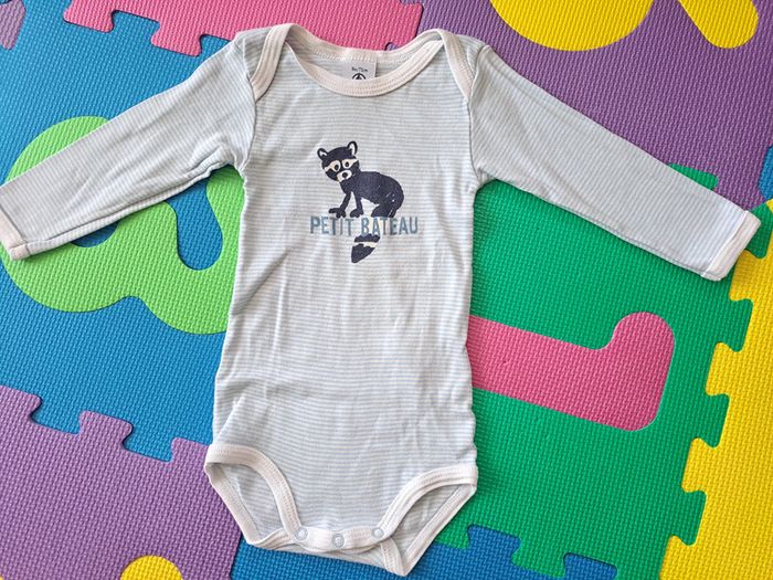 Lot de 8 bodies ml (6 Petit Bateau et 2 Orchestra) 9m - photo numéro 2