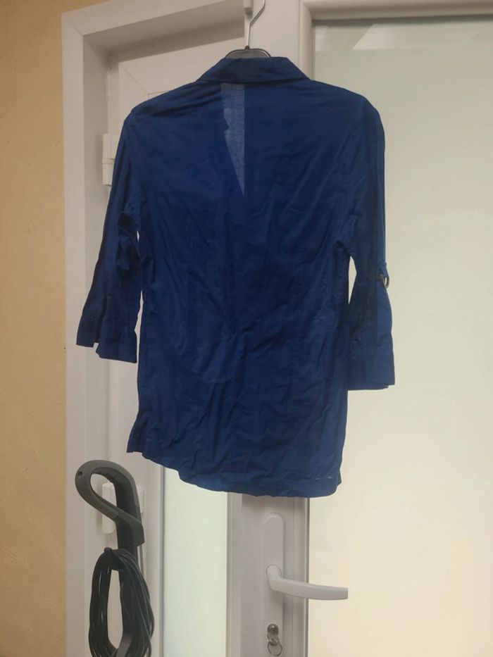 Chemise bleue taille S - photo numéro 2