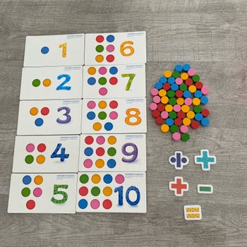 Jeu de société pour apprendre à compter neuf
