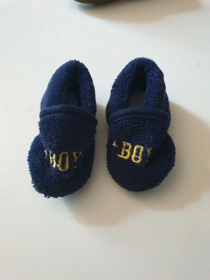 Chaussons taille 16