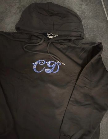Pull à capuche CD noir taille xl 