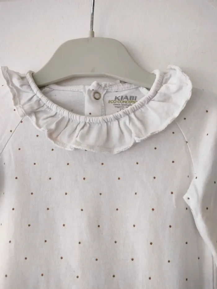 (a) t-shirt blanc à pois + col Kiabi 12mois - photo numéro 3