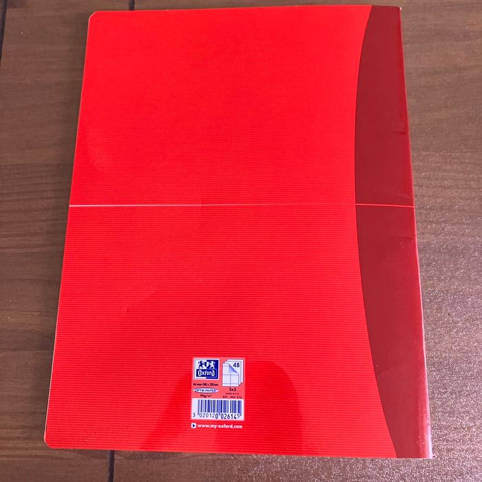 Cahier grand format petits carreaux, état neuf - photo numéro 2