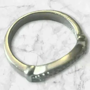 Élégante bague femme