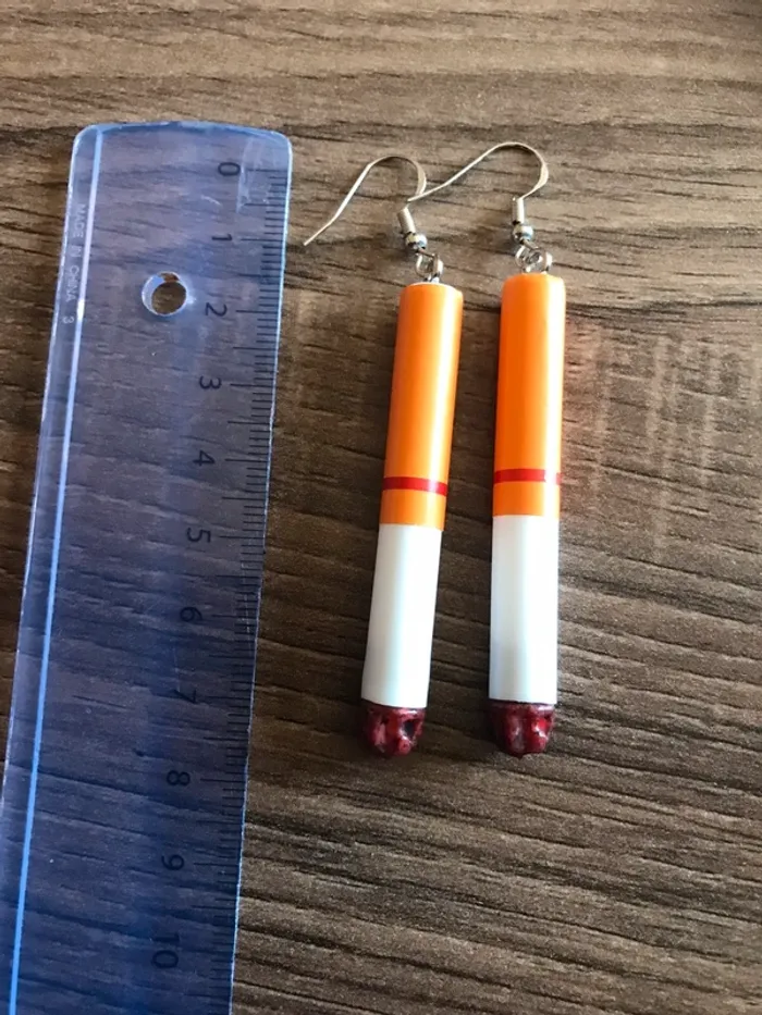 Boucles d’oreilles cigarettes allumées - photo numéro 2