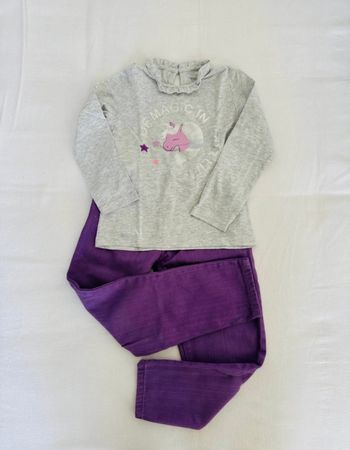 Ensemble teeshirt et pantalon fille taille six ans