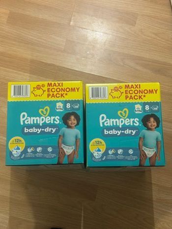 Lot de couches Pampers Baby-Dry – Taille 8 (17+ kg) – Maxi Economy Pack