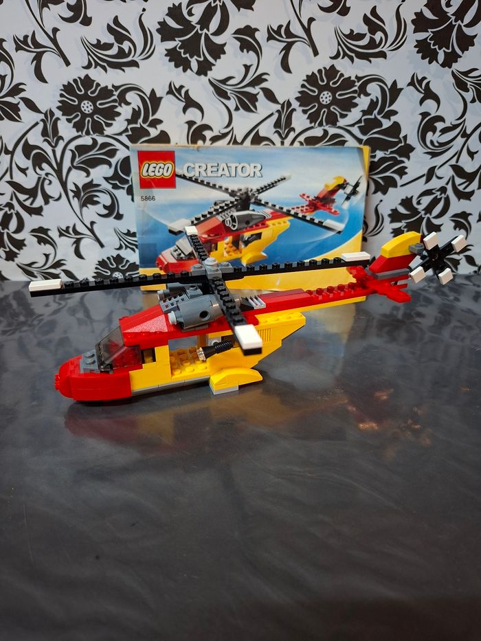 Lego créature 3 en 1  n° 5866 hélicoptère