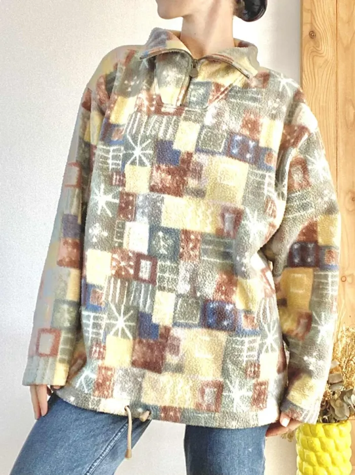 Polaire Naf Naf Vintage en taille 38/40 - Bon état - photo numéro 3