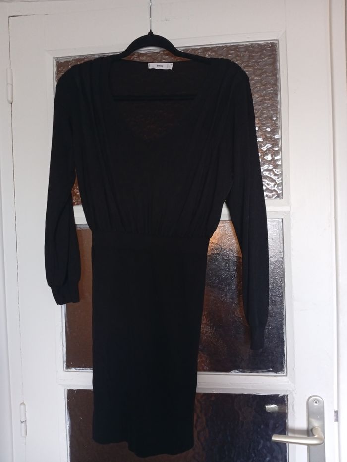 Robe noire – MNG (Mango) Taille XS Parfait état