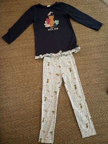 Très joli pyjama fille TAO 8 ans 
