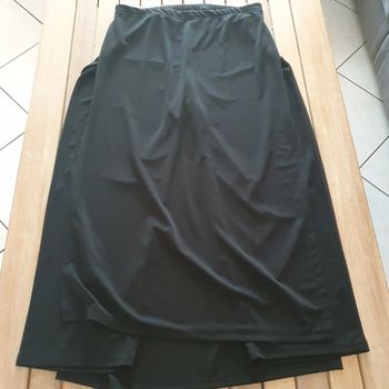 Jupe pantalon excellent état Taille 50 la blanche porte