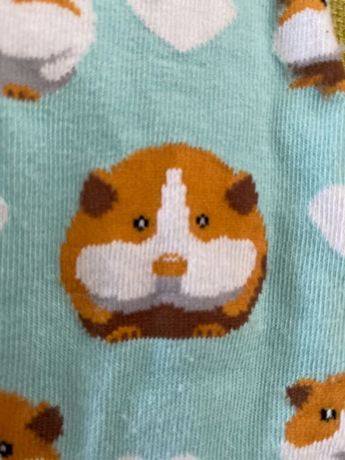 Jolies chaussettes dépareillées