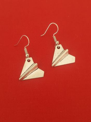 Boucles d'oreilles pendante argenté avion effet papier origami