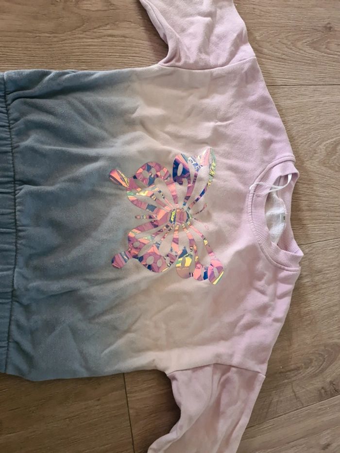 Pull 8ans papillon - photo numéro 2