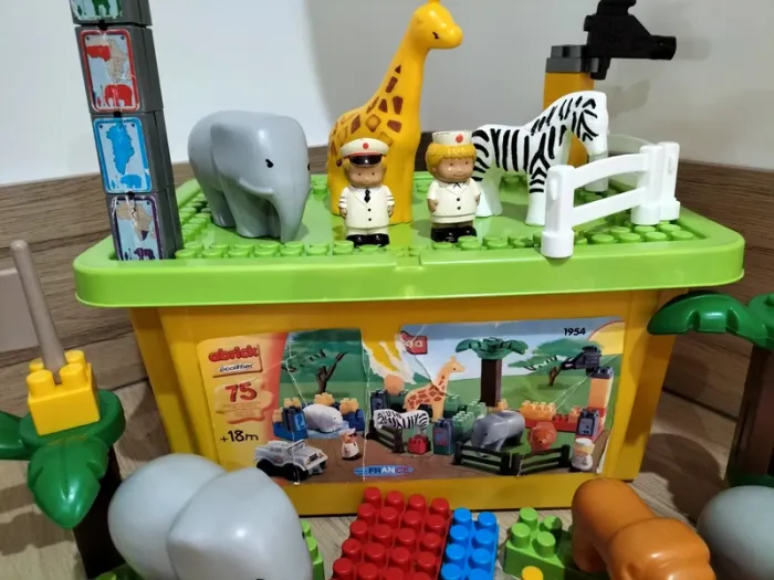 Jeu de construction ecoiffier - coffre à brique zoo - photo numéro 3