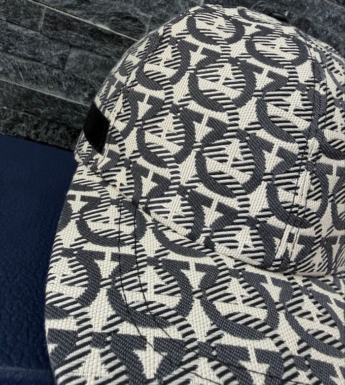 Casquette ferragamo - photo numéro 6