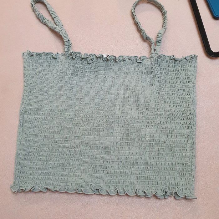 Joli haut femme Couleur vert olive Taille L Cache-cache - photo numéro 4