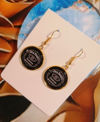 Boucle d'oreille jack daniel's