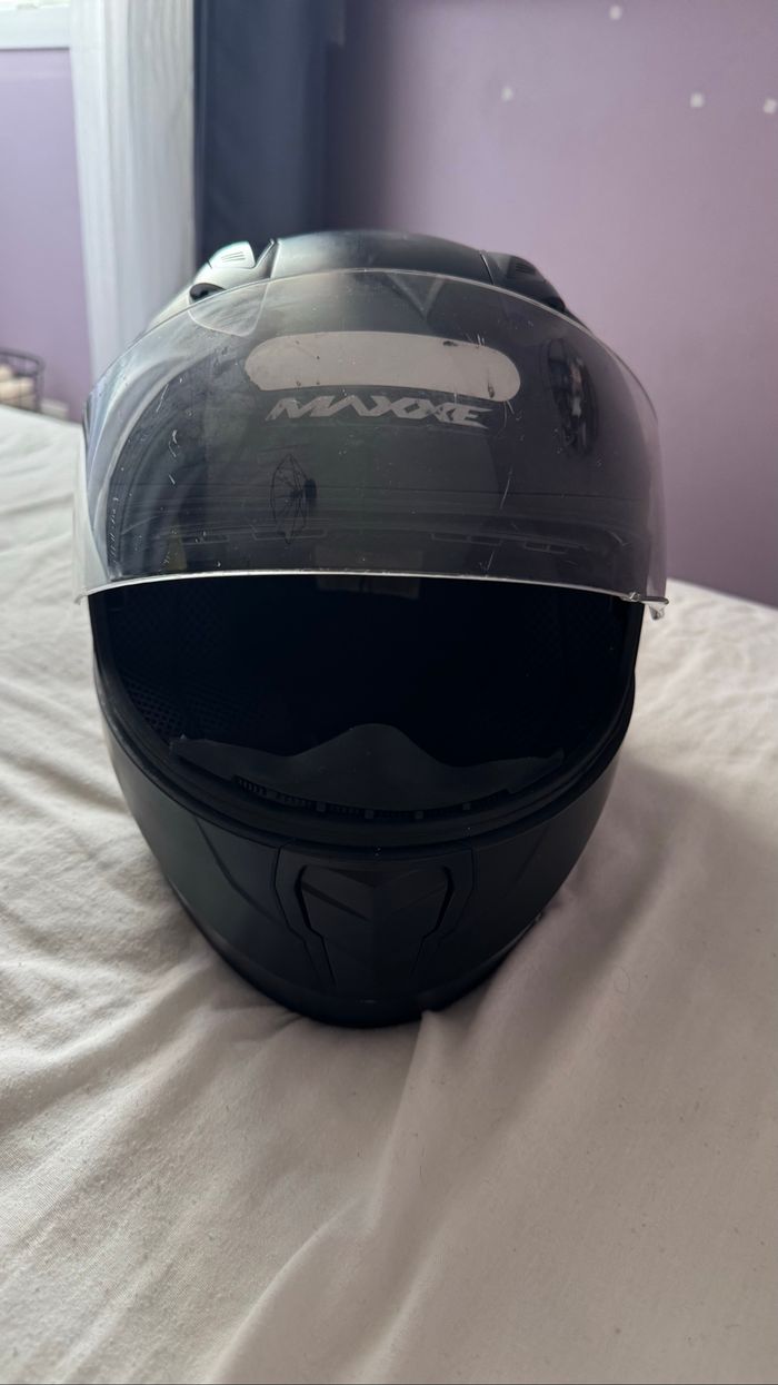 Casque de moto - photo numéro 3