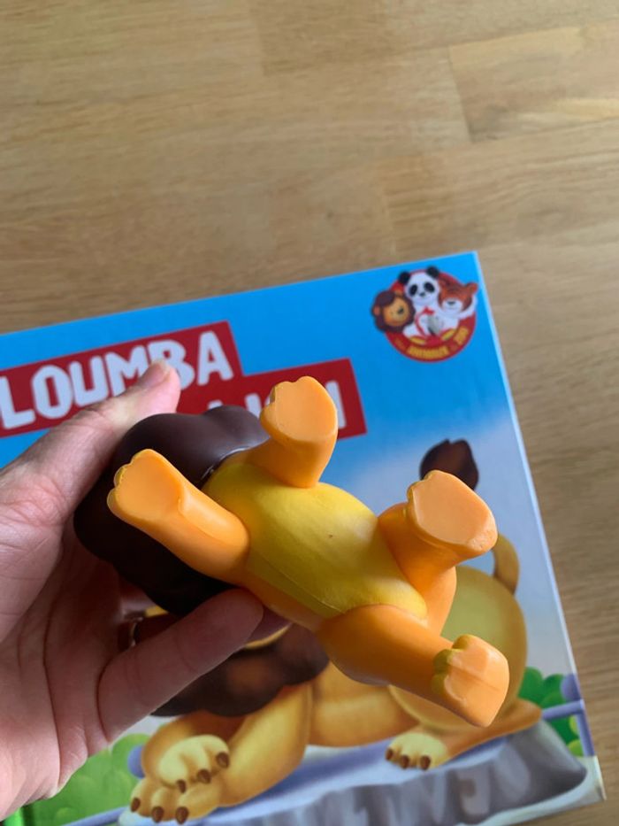 Livre et figurine Loumba le lion - photo numéro 3