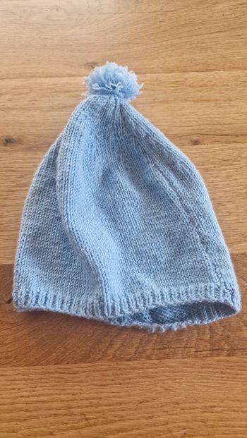 Bonnet en laine pour bébé
