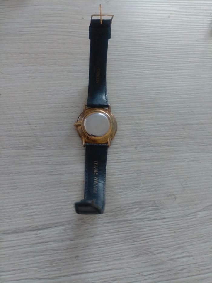 Montre quartz Beuchat - photo numéro 4