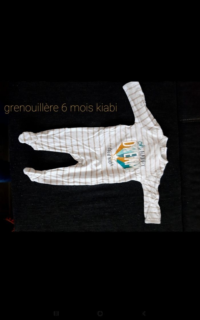 Grenouillère bébé