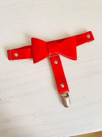 Jarretiere noeud rouge