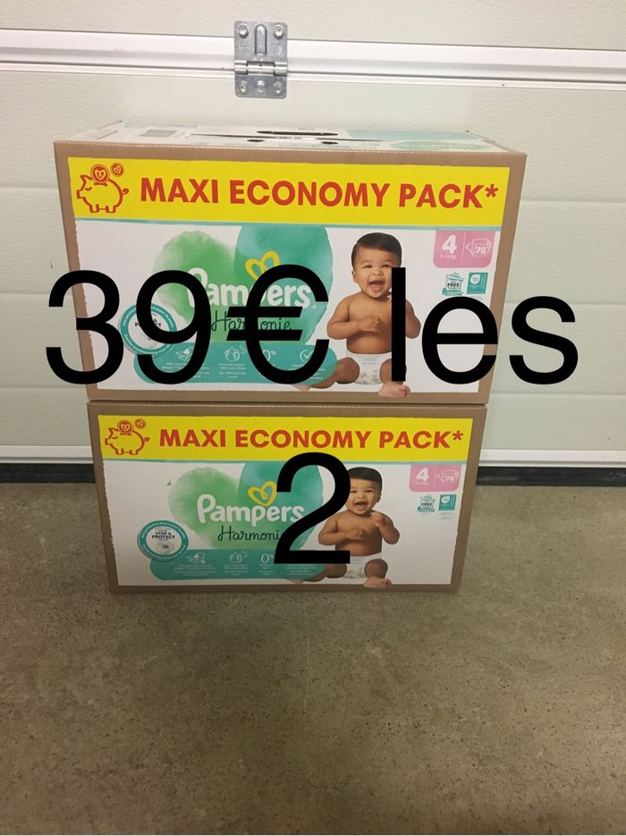 156 couches Pampers harmonie taille 4
