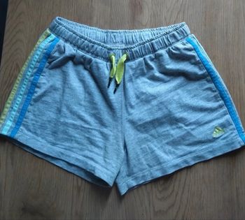 Short adidas