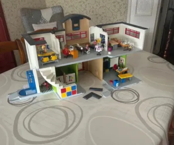 Playmobil : l’école + classe d’histoire