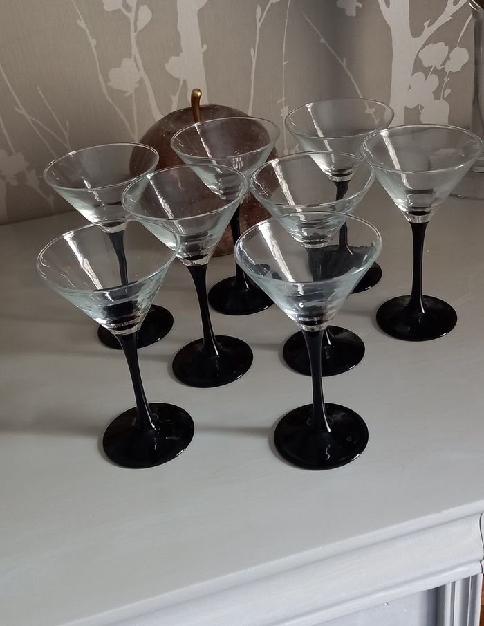Lot 8 verres à cocktail