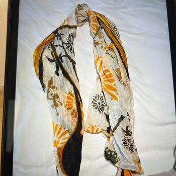 Foulard fleurs Yves rocher