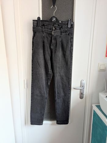 Jean noir taille haute cache cache taille 36 élastique