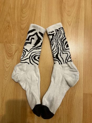 chaussettes volcom blanche et noir