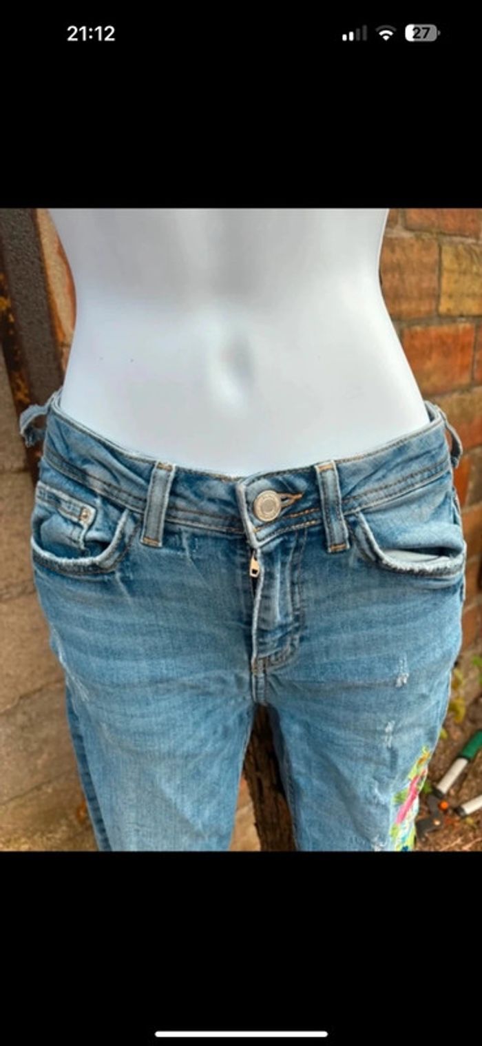 Jeans Zara skinny trouée - photo numéro 5