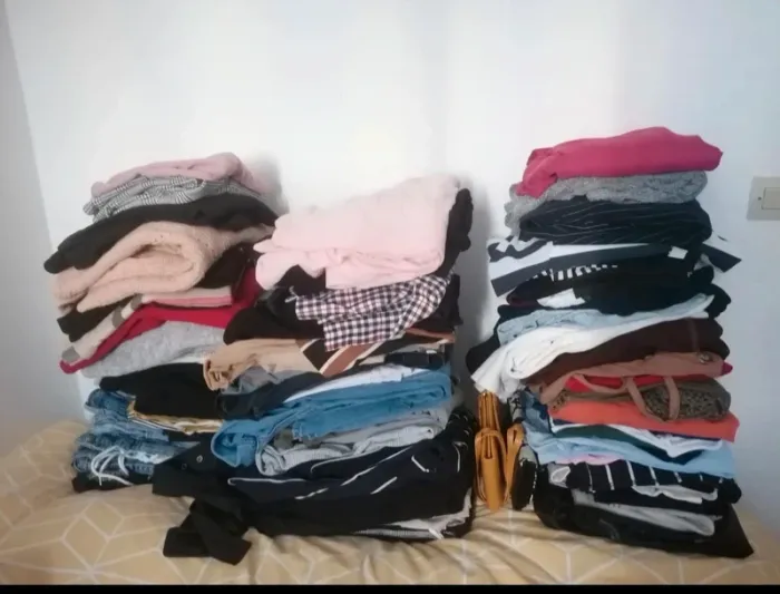 Lot de 100 vêtement femme