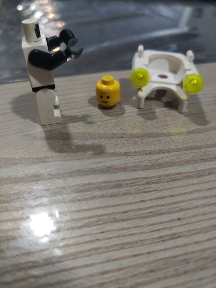 Lego space minifig Blacktron 2 sp055 - photo numéro 4