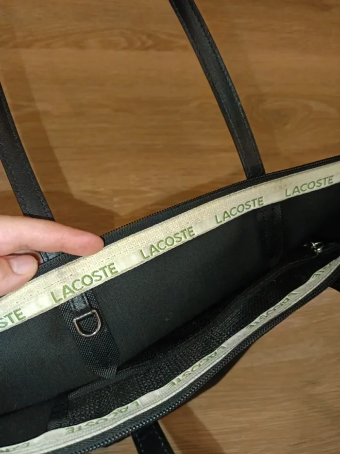 Magnifique sac Lacoste authentique noir l12 l12 petit format - photo numéro 8