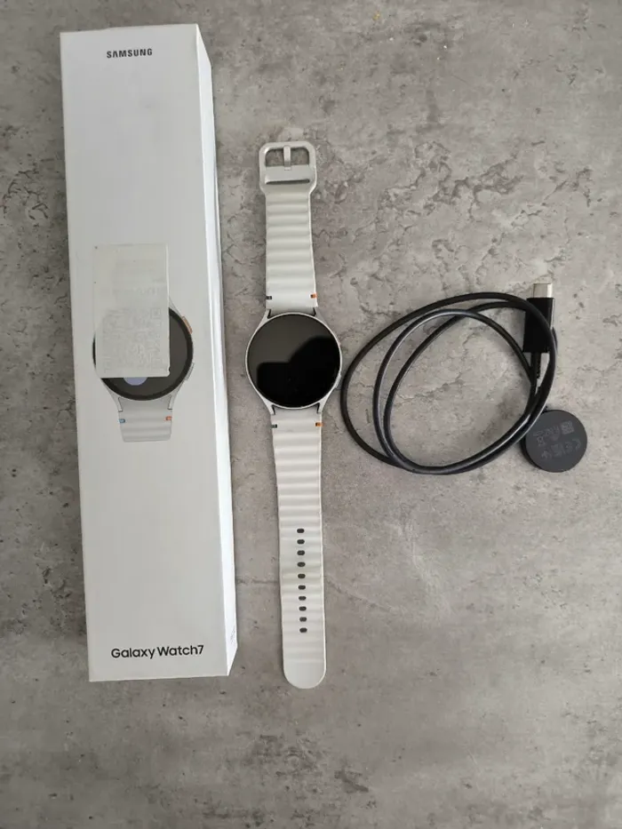 Samsung Galaxy Watch 7 LTE - photo numéro 3