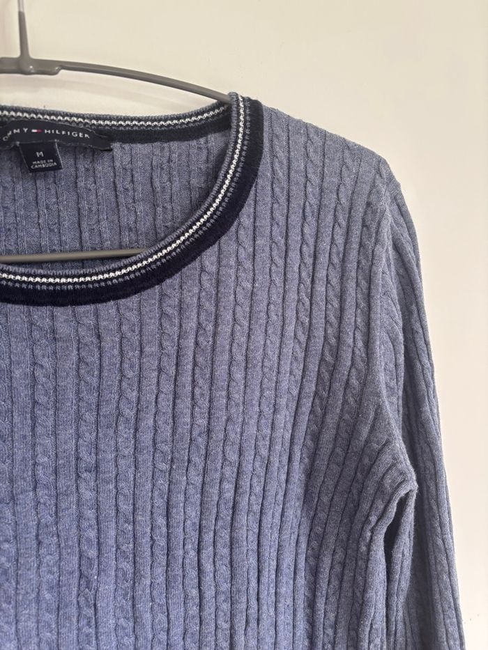💙 Pull torsadé Tommy Hilfiger Taille M - 100% coton - photo numéro 2