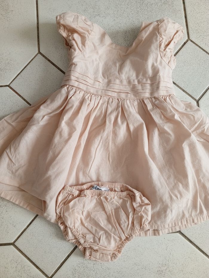 Robe rose clair paillettes - photo numéro 2