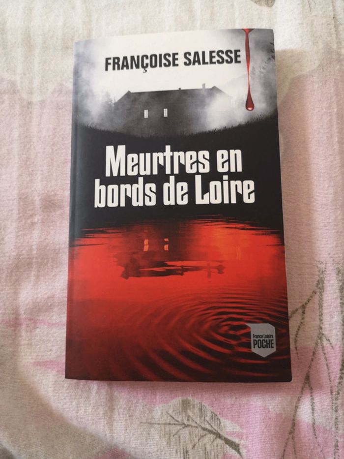 Meurtres en bords de Loire