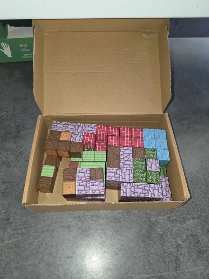 [NEUF] Lot de 100 cubes magnétiques type minecraft