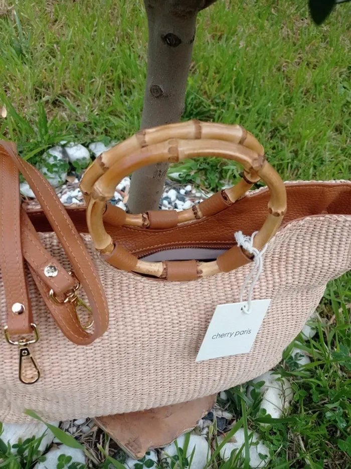 Magnifique sac en raphia tricoté laine beige garni cuir de vachette Cherry Paris - photo numéro 2