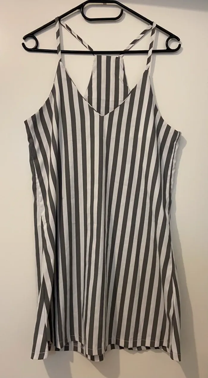 Robe à rayures - photo numéro 3