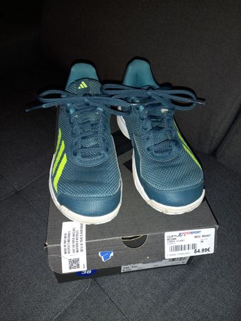 Baskets Adidas Courtflash 38
